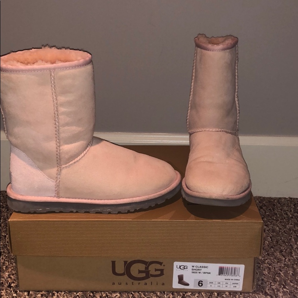 Light Pink Ugg boots Size 6